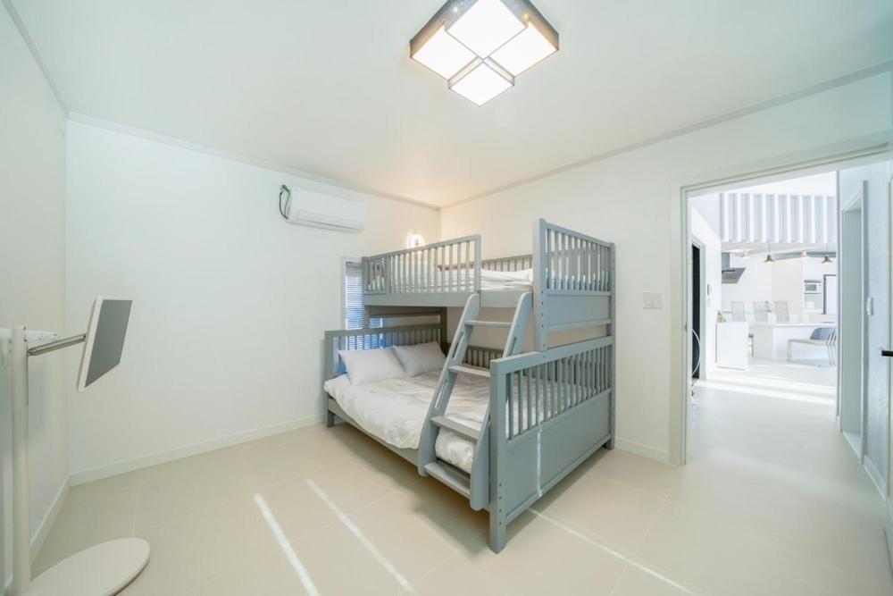 Gangneung Uahaeng Stay Private House Экстерьер фото